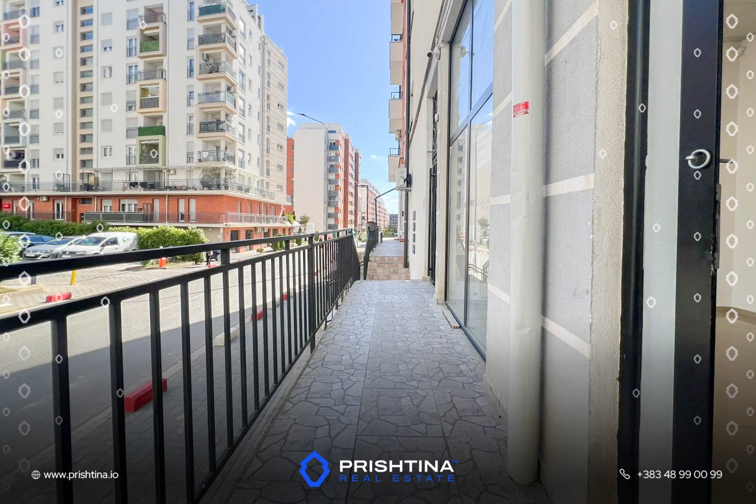 Lokal me qira dhe në shitje 43.83m² te Rruga B - Image 1