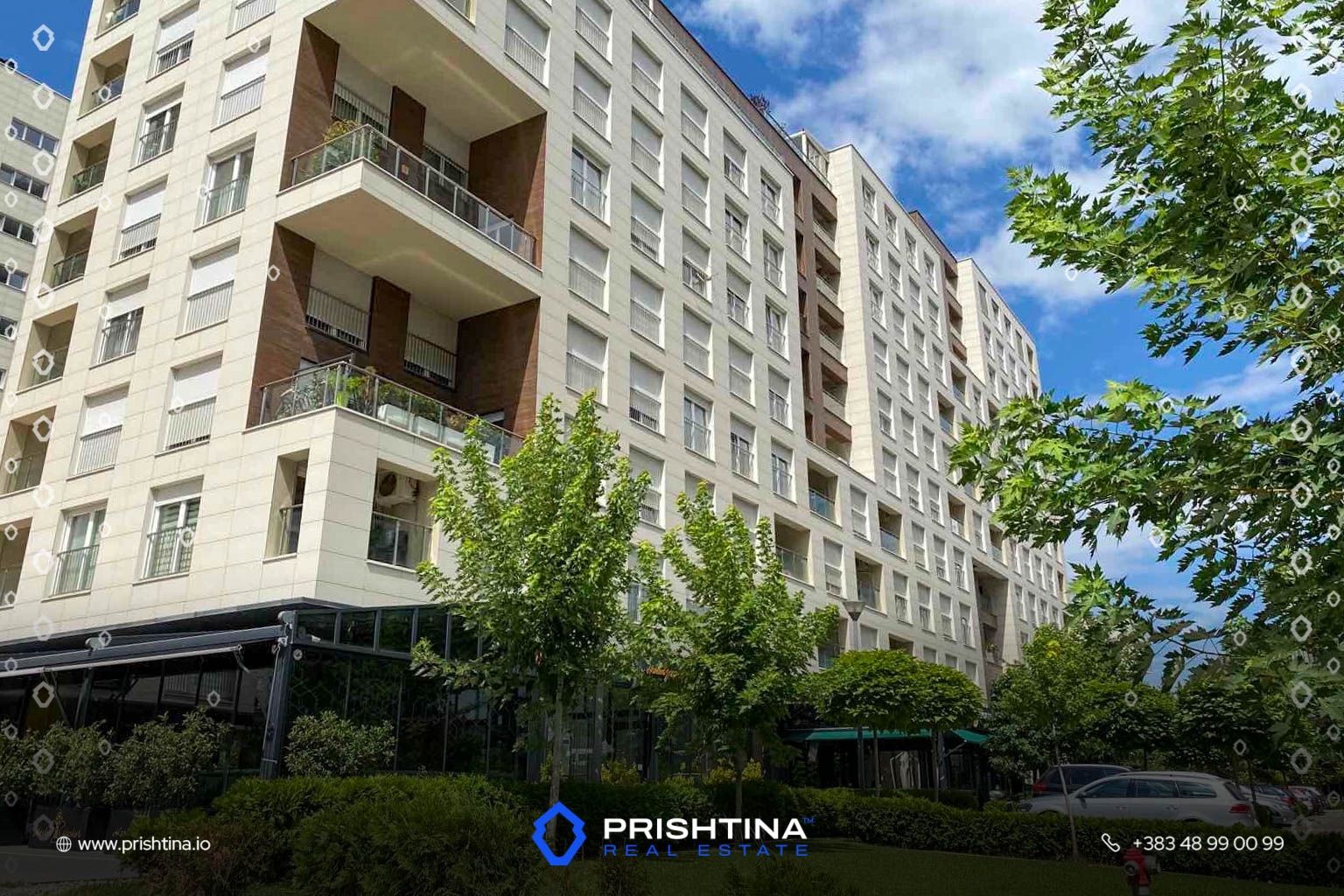 Banesë me qira 115m² në Qendër - Image 1